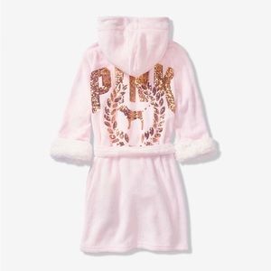 Bling VS PINK Robe